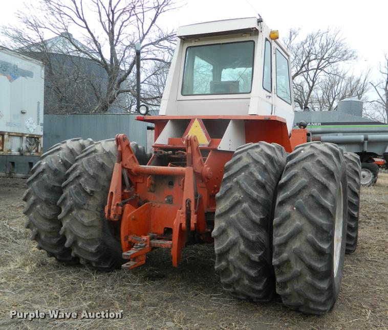 image for item K2705 1974 Case 2470 4WD tractor