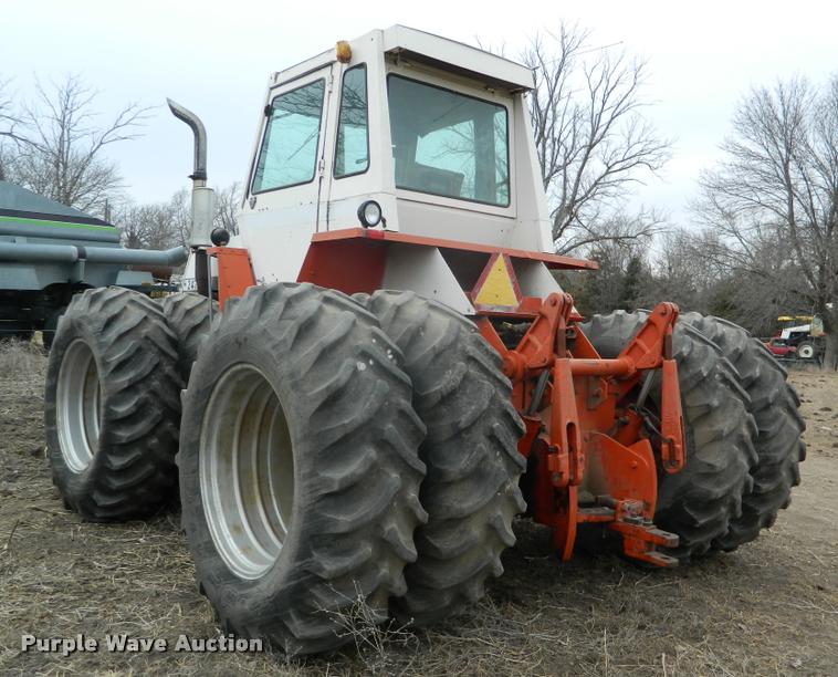 image for item K2705 1974 Case 2470 4WD tractor