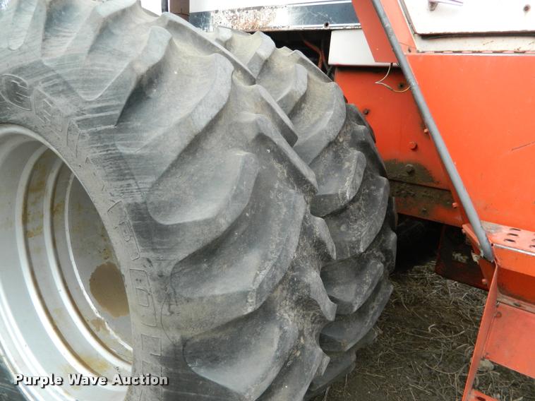 image for item K2705 1974 Case 2470 4WD tractor