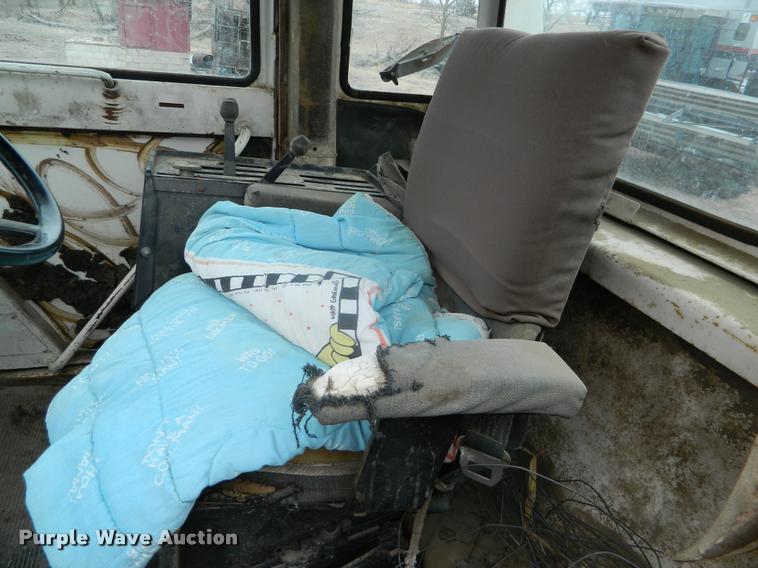 image for item K2705 1974 Case 2470 4WD tractor