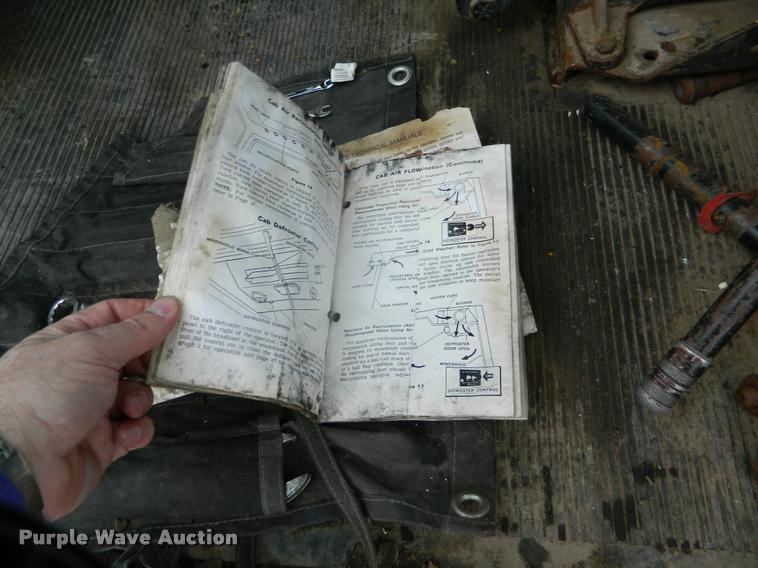 image for item K2705 1974 Case 2470 4WD tractor