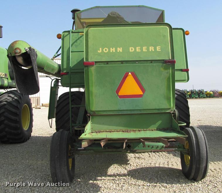 image for item K4962 John Deere 6600 combine