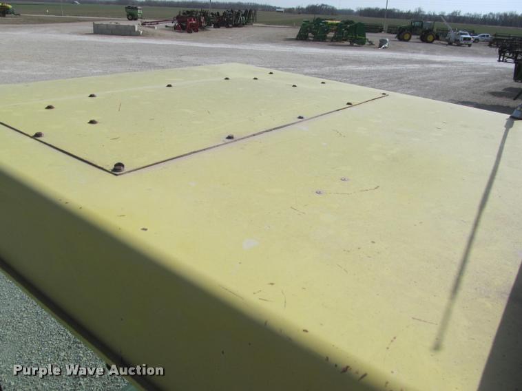 image for item K4962 John Deere 6600 combine