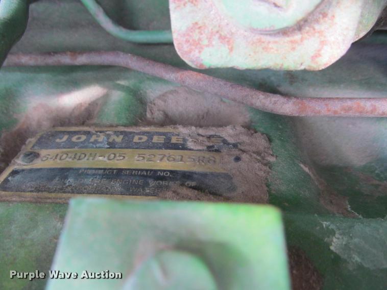 image for item K4962 John Deere 6600 combine