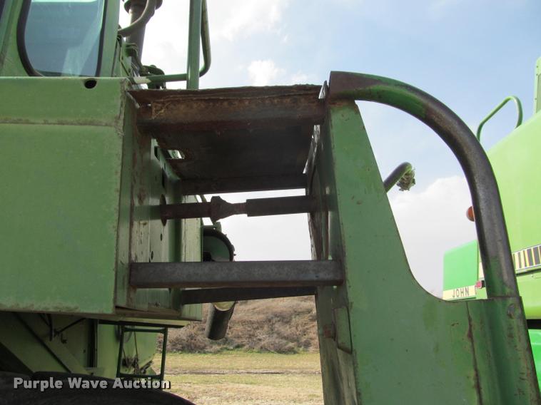 image for item K4962 John Deere 6600 combine