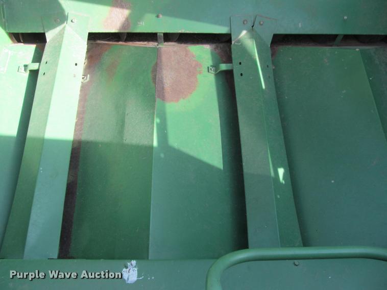 image for item K4962 John Deere 6600 combine