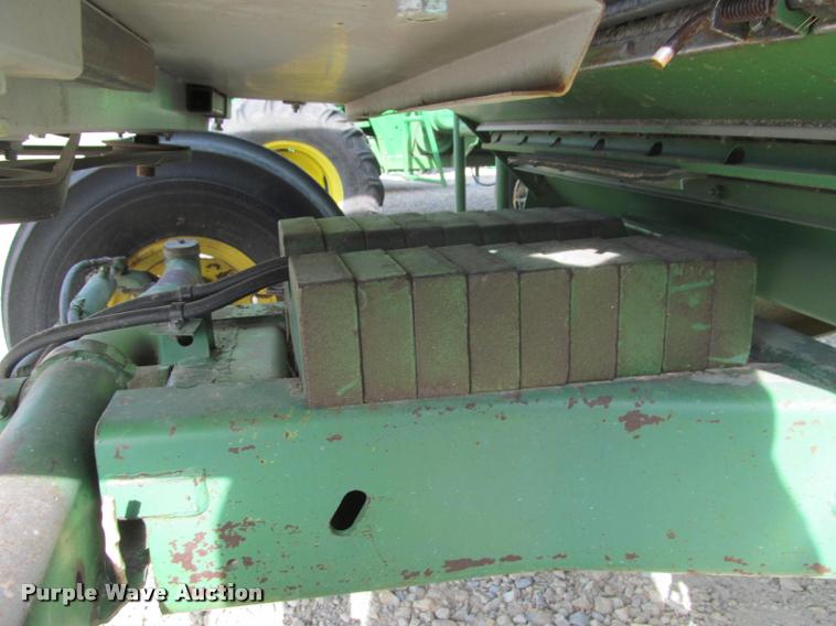 image for item K4962 John Deere 6600 combine