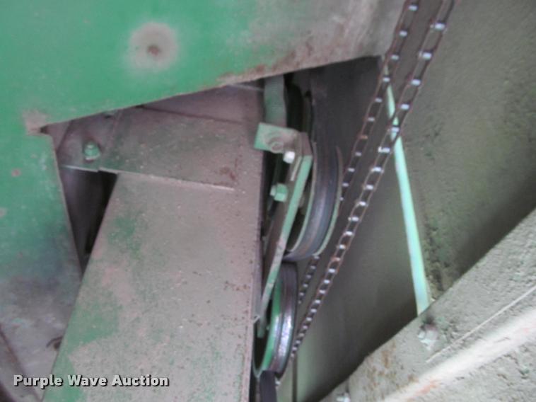 image for item K4962 John Deere 6600 combine