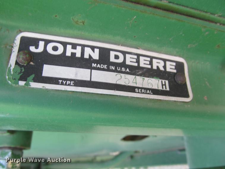 image for item K4962 John Deere 6600 combine
