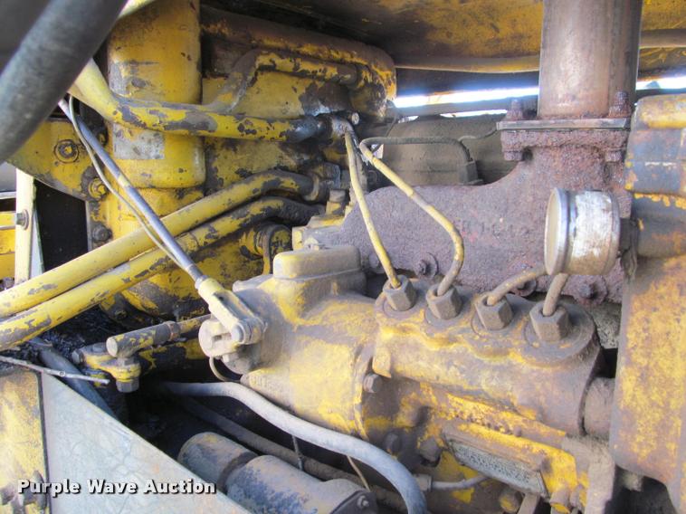 image for item K4979 1969 Caterpillar D4D dozer