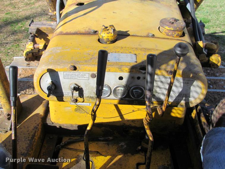 image for item K4979 1969 Caterpillar D4D dozer