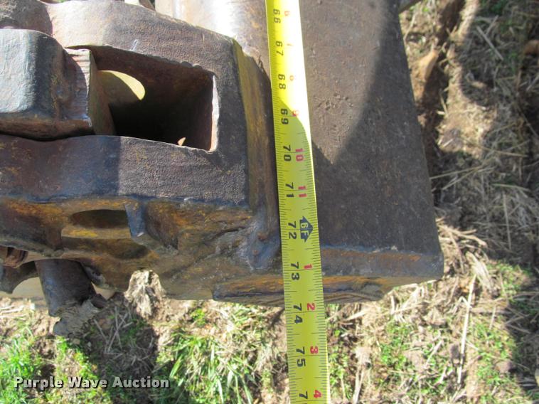 image for item K4979 1969 Caterpillar D4D dozer