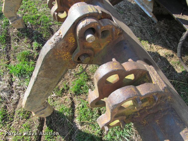 image for item K4979 1969 Caterpillar D4D dozer