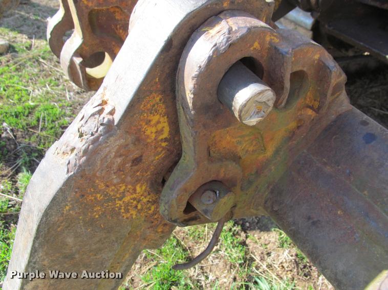 image for item K4979 1969 Caterpillar D4D dozer