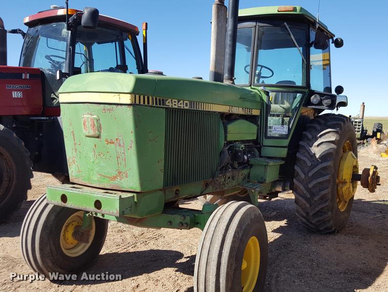 image for item L1596 1981 John Deere 4840 tractor
