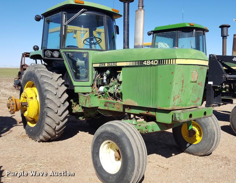 image for item L1596 1981 John Deere 4840 tractor