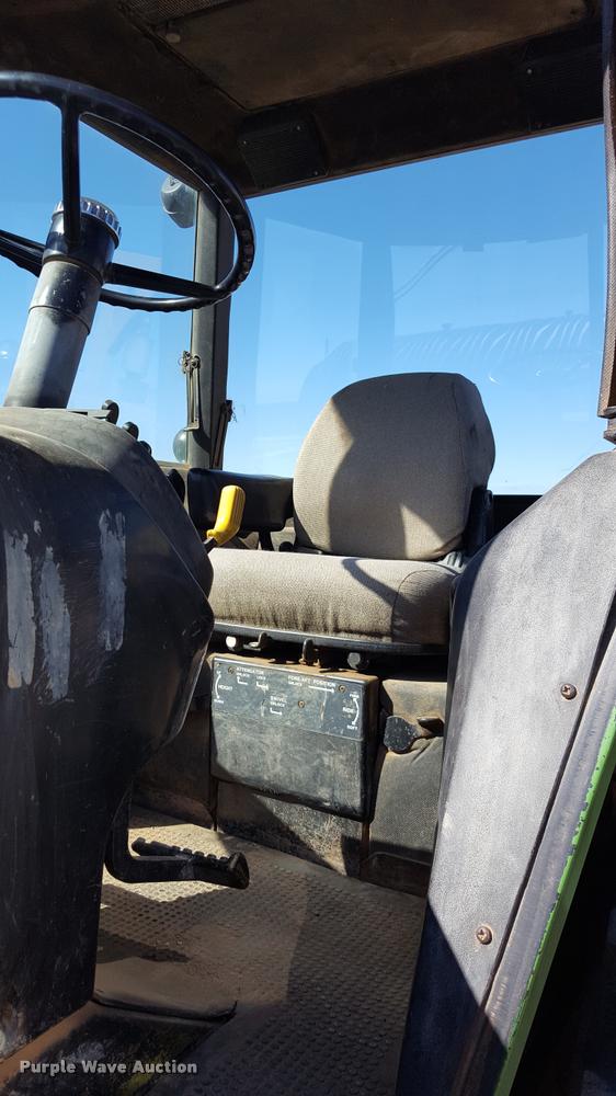 image for item L1596 1981 John Deere 4840 tractor