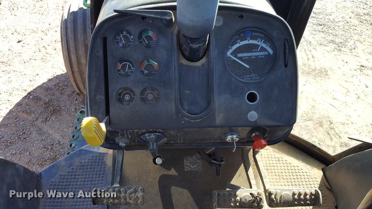 image for item L1596 1981 John Deere 4840 tractor