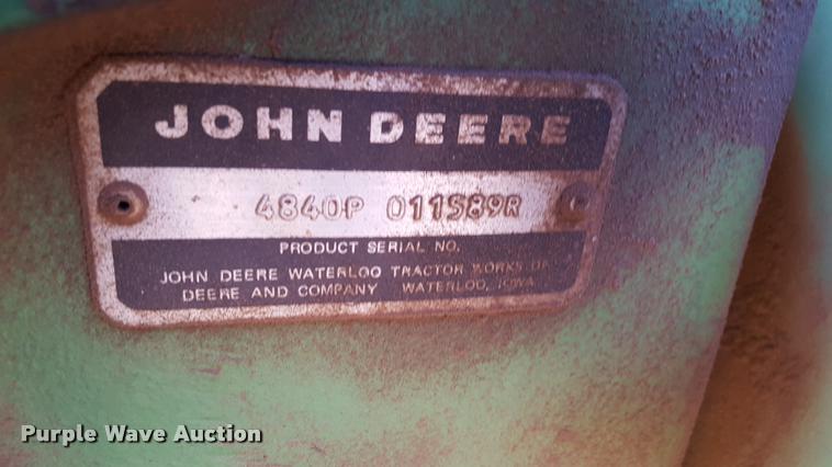 image for item L1596 1981 John Deere 4840 tractor