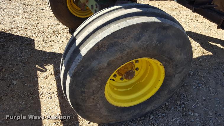 image for item L1597 1980 John Deere 4840 tractor