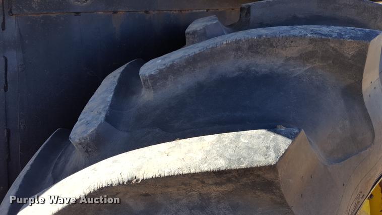 image for item L1597 1980 John Deere 4840 tractor