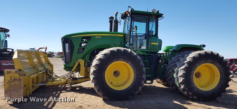 image for item L1598 2008 John Deere 9530 4WD tractor
