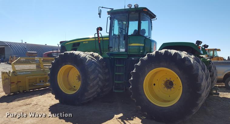 image for item L1598 2008 John Deere 9530 4WD tractor