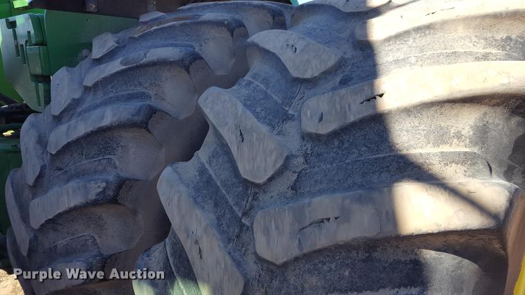 image for item L1598 2008 John Deere 9530 4WD tractor