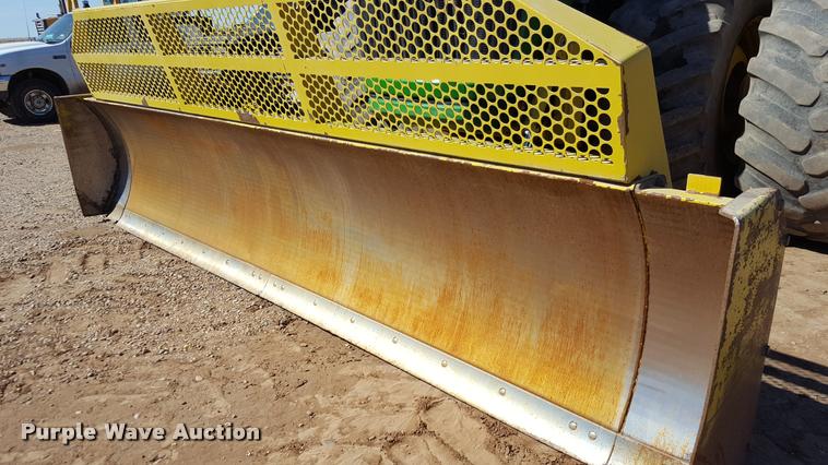 image for item L1598 2008 John Deere 9530 4WD tractor