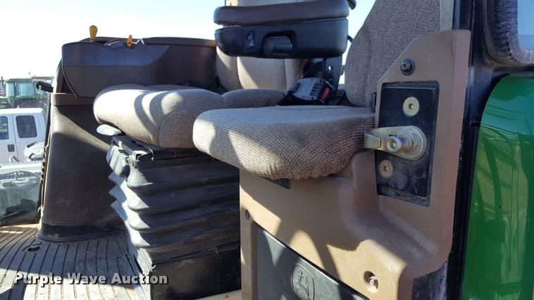 image for item L1598 2008 John Deere 9530 4WD tractor