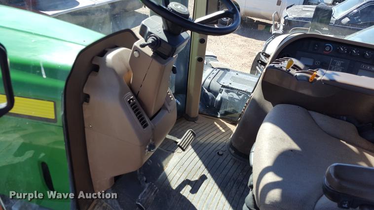 image for item L1598 2008 John Deere 9530 4WD tractor