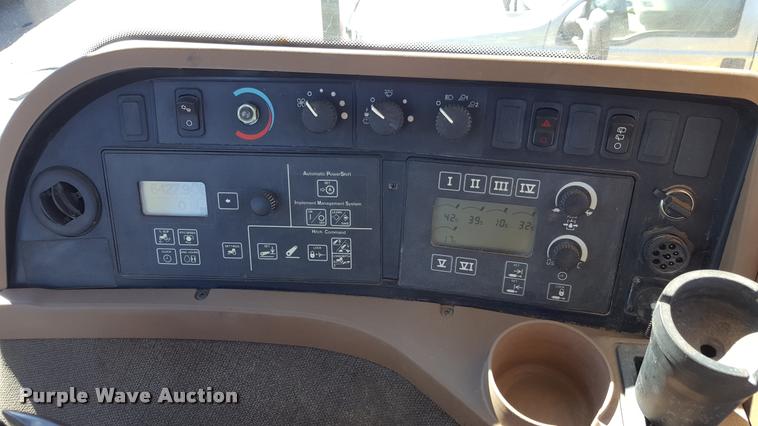 image for item L1598 2008 John Deere 9530 4WD tractor