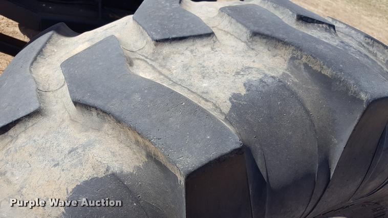 image for item L1599 Yetter All Steer nurse tank