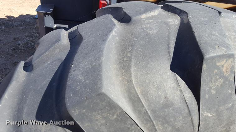 image for item L1599 Yetter All Steer nurse tank