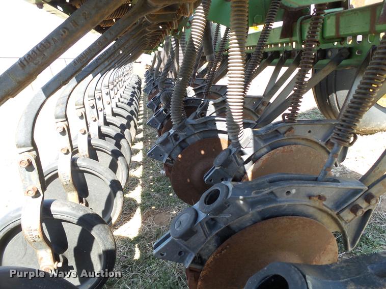 image for item L1603 John Deere 520 grain drill