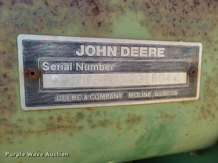 image for item L1603 John Deere 520 grain drill