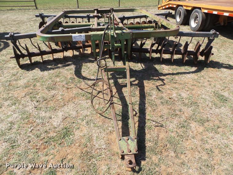 image for item L1607 John Deere 215 tandem disk