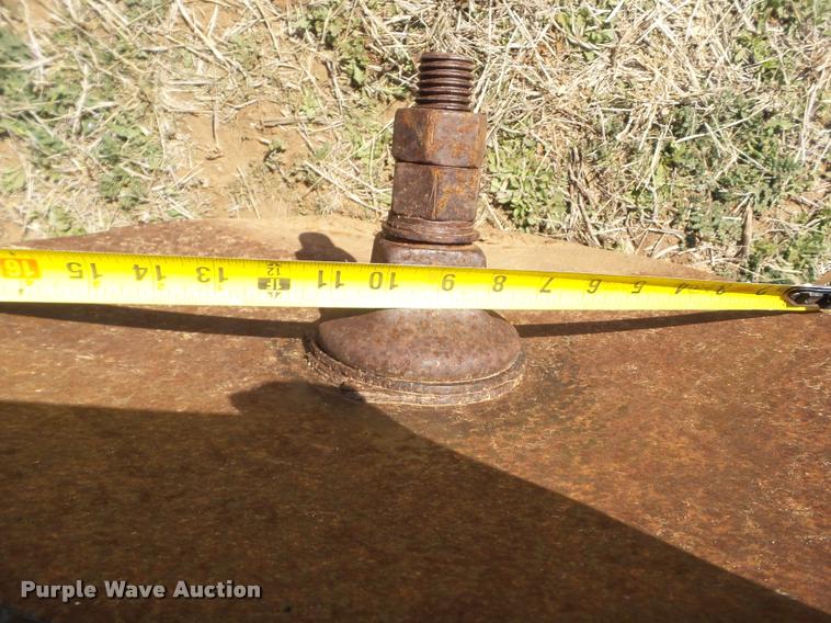 image for item L1607 John Deere 215 tandem disk