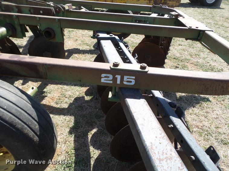 image for item L1607 John Deere 215 tandem disk