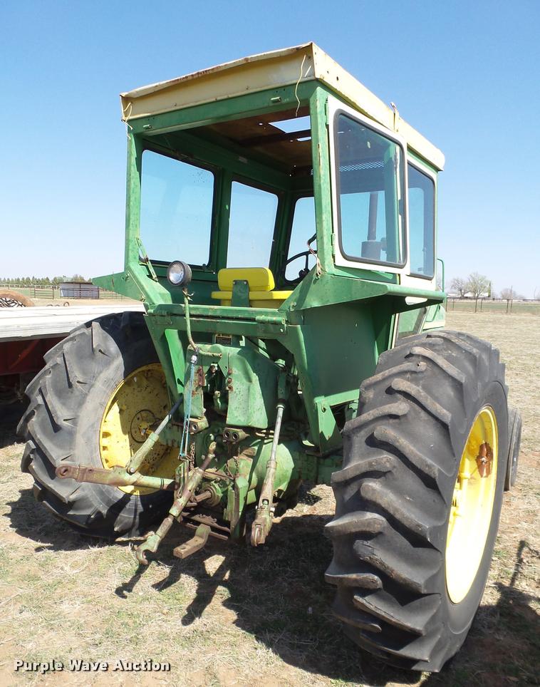 image for item L1610 1967 John Deere 4020 tractor