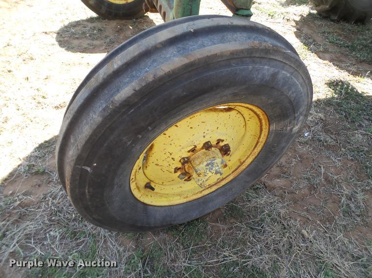 image for item L1610 1967 John Deere 4020 tractor