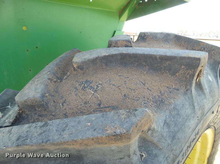 image for item L1610 1967 John Deere 4020 tractor