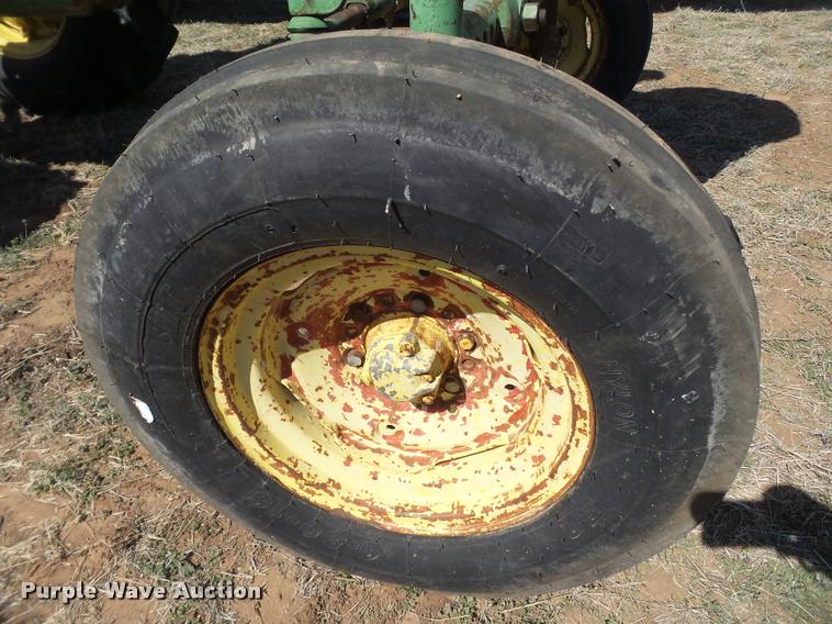 image for item L1610 1967 John Deere 4020 tractor