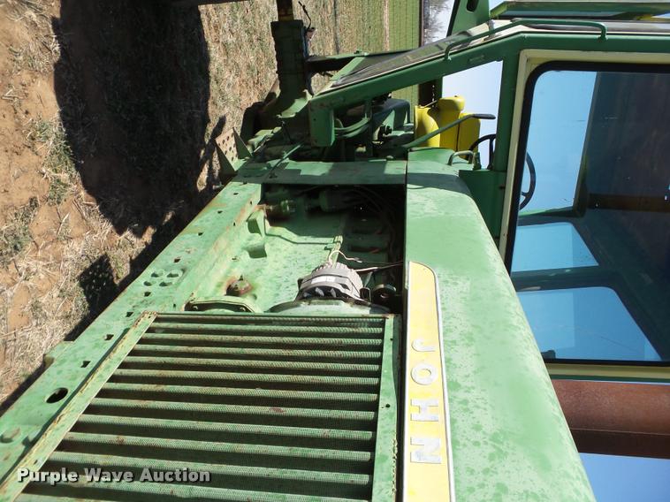 image for item L1610 1967 John Deere 4020 tractor