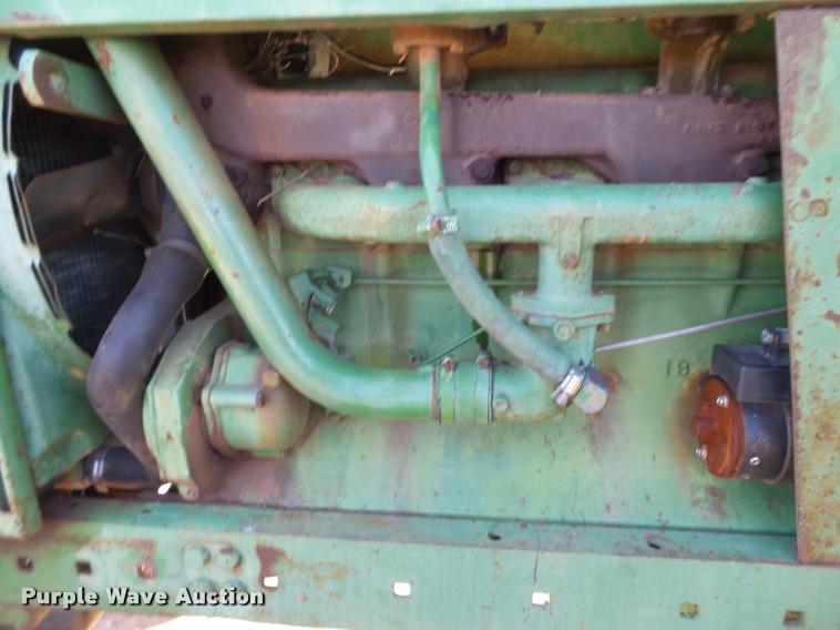 image for item L1610 1967 John Deere 4020 tractor