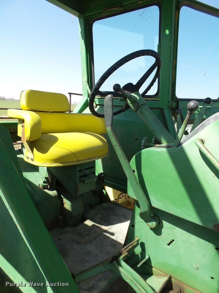 image for item L1610 1967 John Deere 4020 tractor