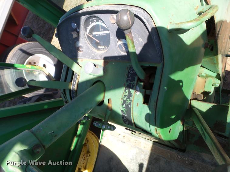 image for item L1610 1967 John Deere 4020 tractor