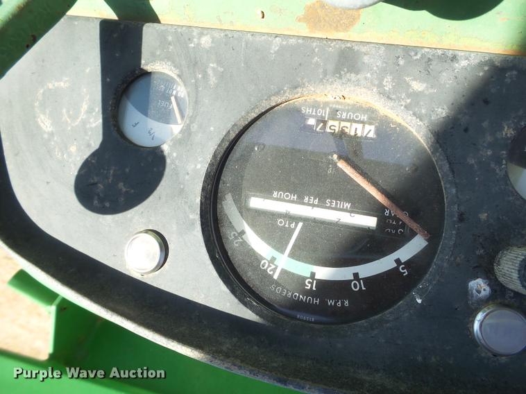 image for item L1610 1967 John Deere 4020 tractor