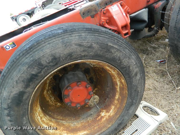 image for item BK9286 2011 T660 rear axle and frame