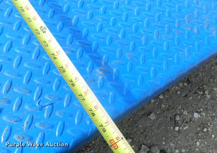 image for item BK9286 2011 T660 rear axle and frame